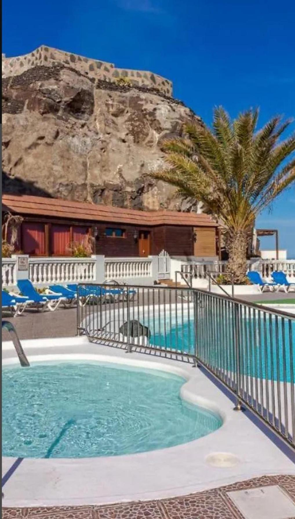 Apartamento Playa Relax سانتا بريخيذا المظهر الخارجي الصورة